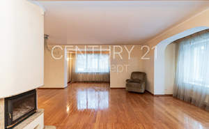 Дом 316м², 3-этажный, участок 11 сот.  