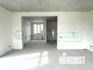 Таунхаус 180м², 3-этажный, участок 4 сот.  