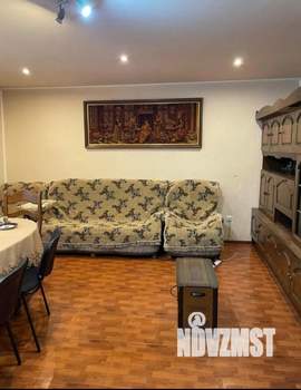 Дом 152м&sup2;, 3-этажный, участок 5 сот.  