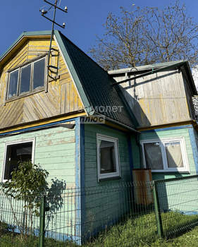 Дом 60м², 2-этажный, участок 5 сот.  