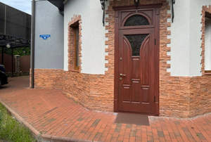 Дом 451м&sup2;, 2-этажный, участок 7 сот.  