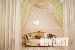 Дом 387м&sup2;, 3-этажный, участок 6 сот.  