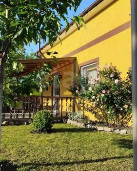 Дом 146м&sup2;, 2-этажный, участок 6 сот.  