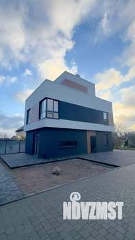 Дом 144м&sup2;, 3-этажный, участок 3 сот.  