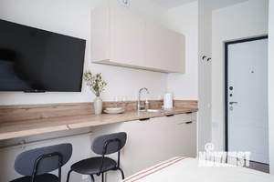 1-к квартира, посуточно, 12м2, 1/1 этаж