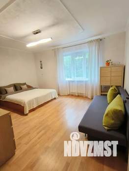 3-к квартира, посуточно, 98м2, 1/2 этаж