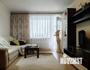 3-к квартира, посуточно, 57м2, 1/5 этаж