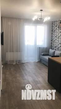 1-к квартира, посуточно, 42м2, 9/10 этаж
