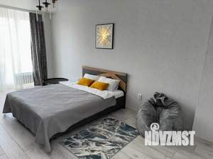 1-к квартира, посуточно, 44м2, 6/25 этаж