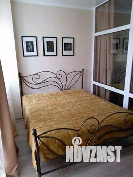 1-к квартира, посуточно, 49м2, 1/1 этаж