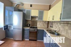 1-к квартира, посуточно, 38м2, 3/5 этаж