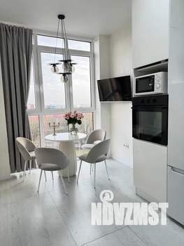 2-к квартира, посуточно, 63м2, 9/9 этаж