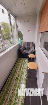 1-к квартира, посуточно, 45м2, 2/9 этаж