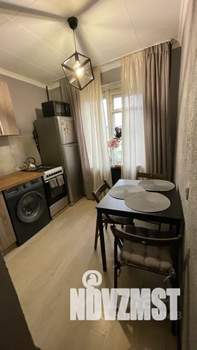 1-к квартира, посуточно, 34м2, 2/5 этаж