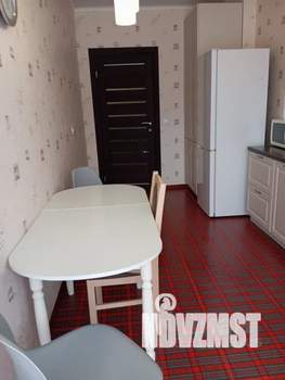 1-к квартира, посуточно, 44м2, 8/9 этаж