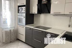 1-к квартира, посуточно, 42м2, 4/10 этаж