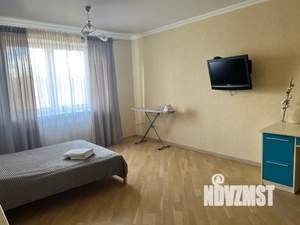 2-к квартира, посуточно, 70м2, 4/5 этаж