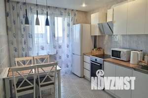 3-к квартира, посуточно, 67м2, 10/10 этаж