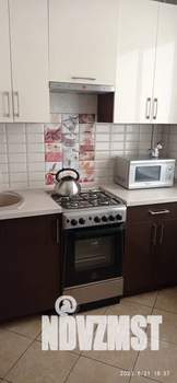 1-к квартира, посуточно, 32м2, 8/9 этаж