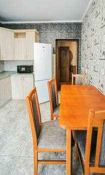 1-к квартира, на длительный срок, 54м2, 4/5 этаж