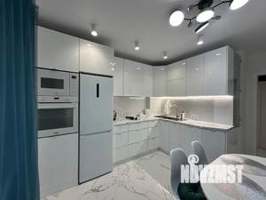 1-к квартира, посуточно, 42м2, 6/10 этаж