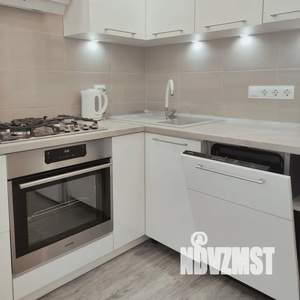 1-к квартира, посуточно, 48м2, 8/10 этаж