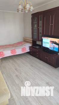 1-к квартира, посуточно, 40м2, 10/12 этаж