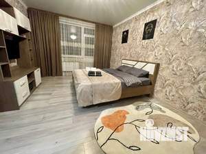 1-к квартира, посуточно, 37м2, 3/3 этаж