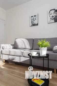 1-к квартира, посуточно, 38м2, 1/10 этаж