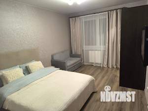 1-к квартира, посуточно, 35м2, 2/9 этаж