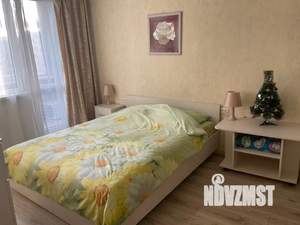 1-к квартира, посуточно, 32м2, 8/9 этаж