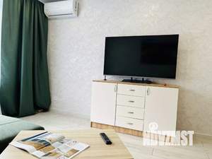 1-к квартира, посуточно, 54м2, 1/1 этаж