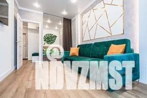 1-к квартира, посуточно, 38м2, 2/8 этаж