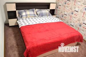 1-к квартира, посуточно, 47м2, 2/9 этаж
