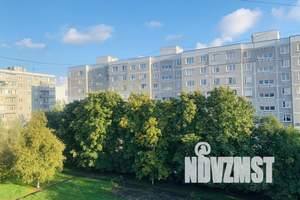 1-к квартира, посуточно, 40м2, 5/5 этаж