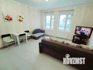 1-к квартира, посуточно, 39м2, 1/3 этаж