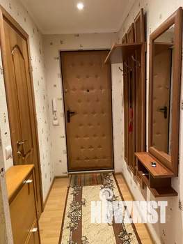 Студия квартира, посуточно, 35м2, 1/4 этаж