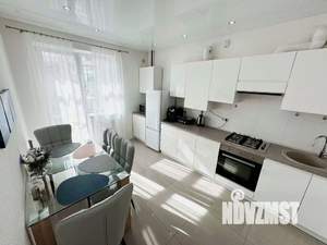1-к квартира, посуточно, 43м2, 1/1 этаж