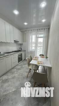 1-к квартира, посуточно, 38м2, 9/9 этаж