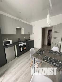 1-к квартира, посуточно, 35м2, 6/9 этаж