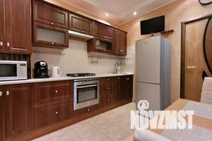 1-к квартира, посуточно, 42м2, 6/9 этаж