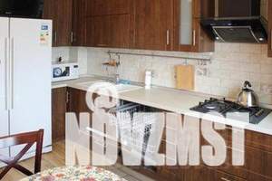 3-к квартира, посуточно, 101м2, 10/10 этаж