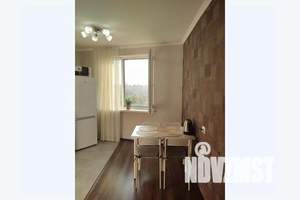 1-к квартира, посуточно, 38м2, 10/10 этаж
