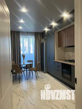 1-к квартира, посуточно, 38м2, 1/4 этаж