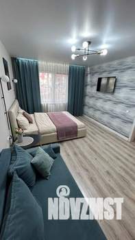 1-к квартира, посуточно, 40м2, 1/9 этаж