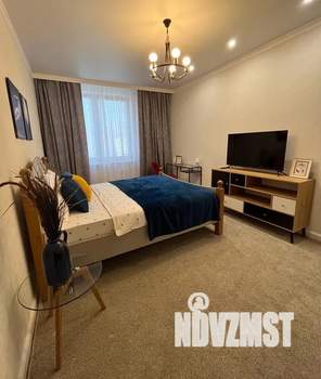 1-к квартира, посуточно, 41м2, 4/8 этаж