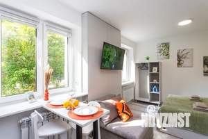 Студия квартира, посуточно, 20м2, 1/5 этаж