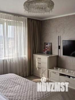 2-к квартира, посуточно, 49м2, 1/1 этаж