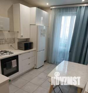 2-к квартира, посуточно, 40м2, 8/10 этаж