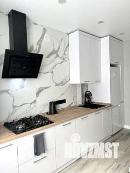 1-к квартира, посуточно, 36м2, 3/6 этаж